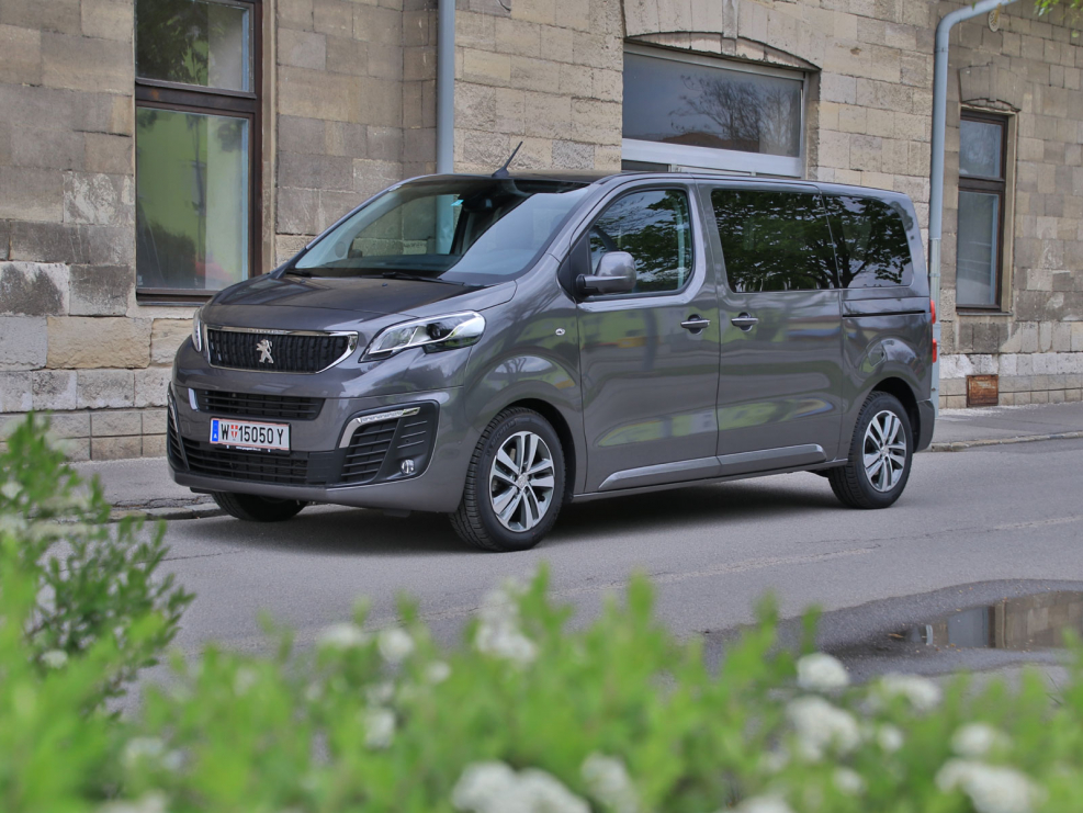 Peugeot Тревелер