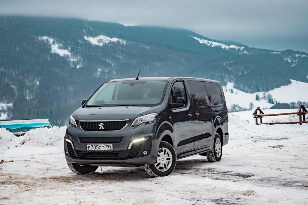 Peugeot traveller 2018