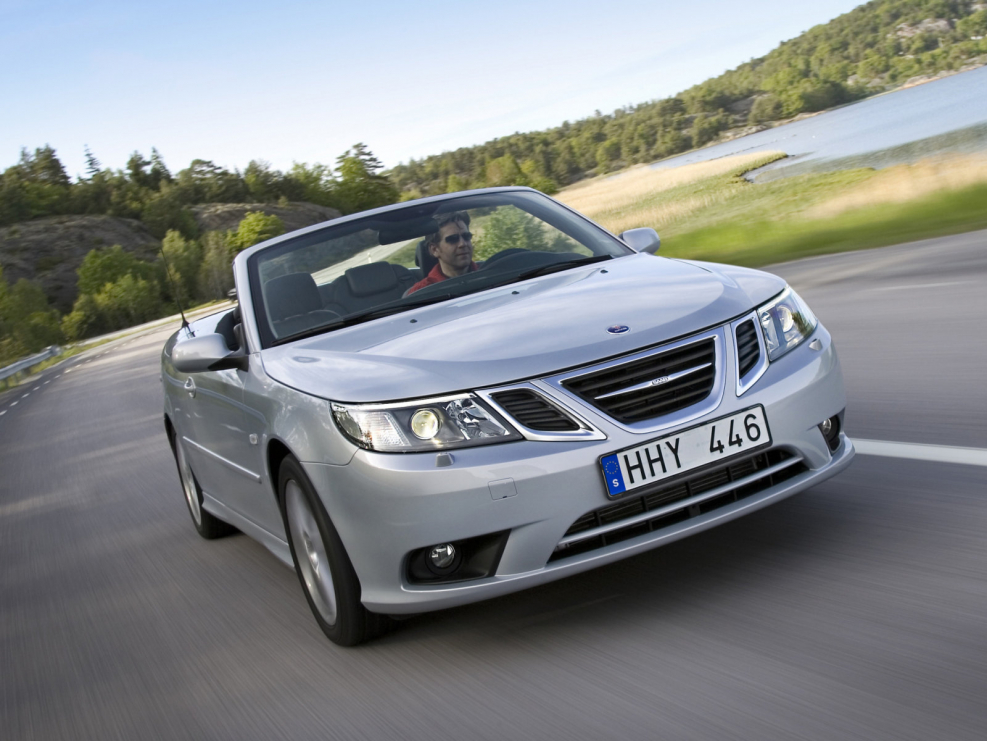 Машина Saab 9-3