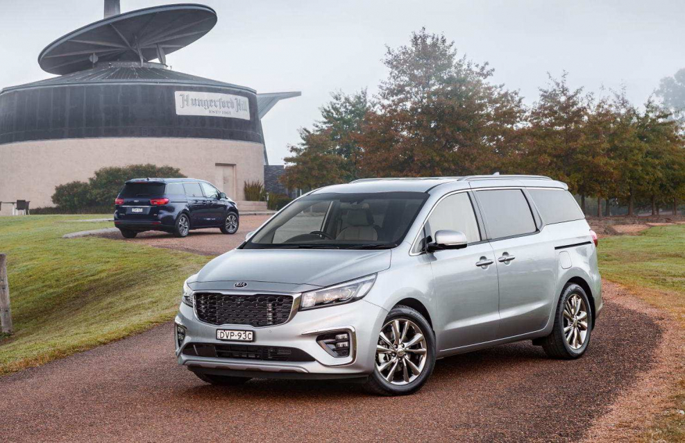 Kia Carnival III 2019