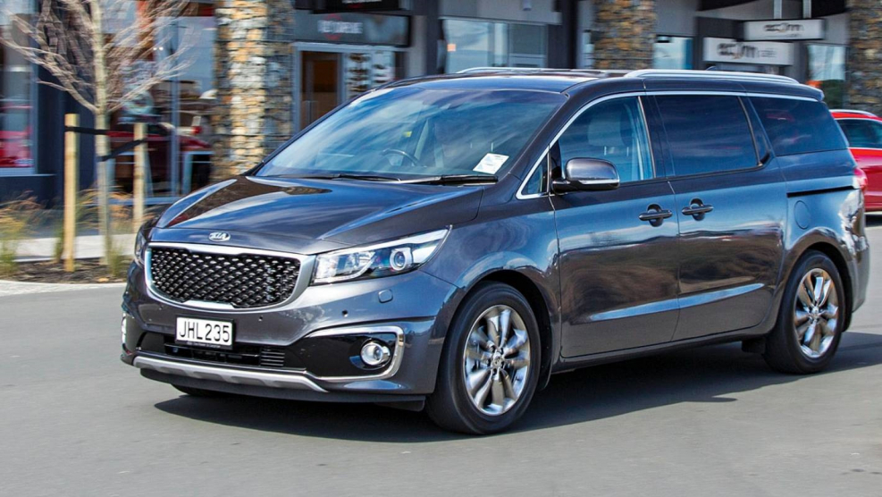 Kia Carnival III