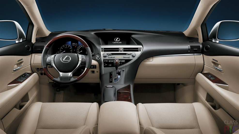 Lexus RX 270 салон