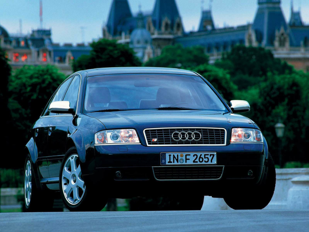 Audi rs6 c5 Black
