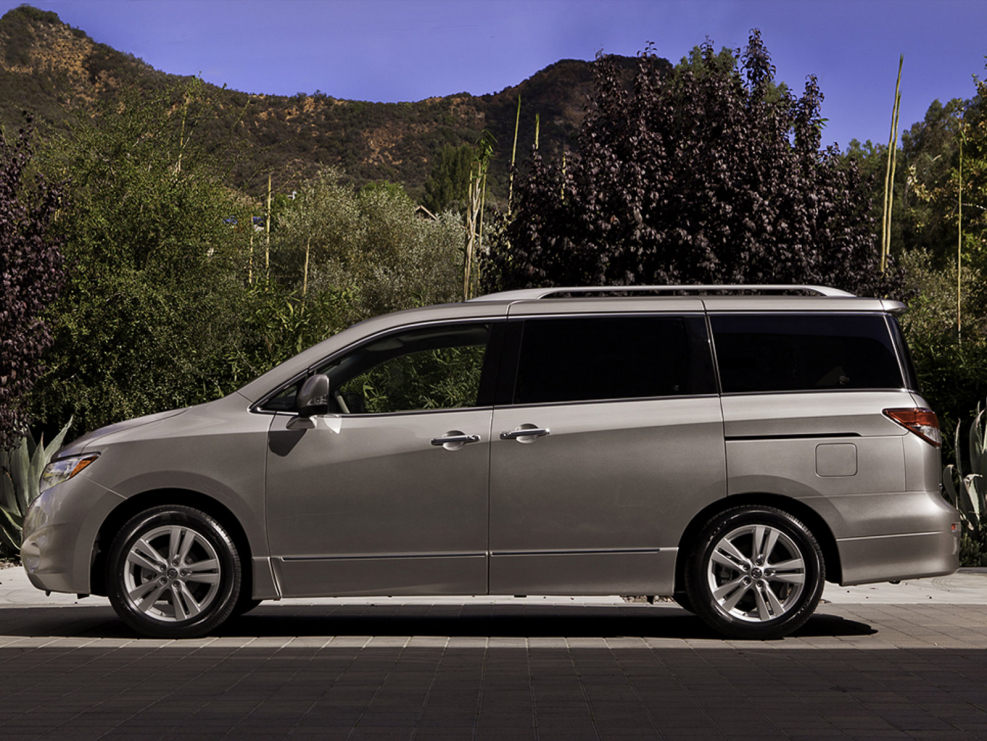 Минивэн Nissan Quest