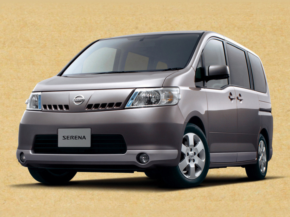 Nissan Serena 2005