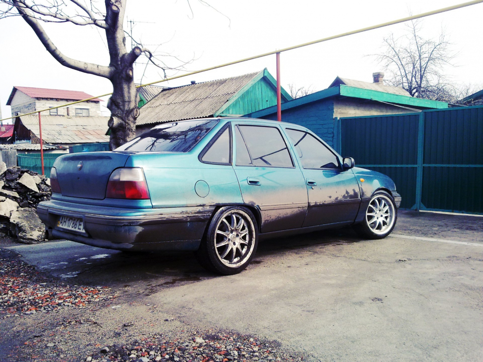 Daewoo Nexia n100 r17