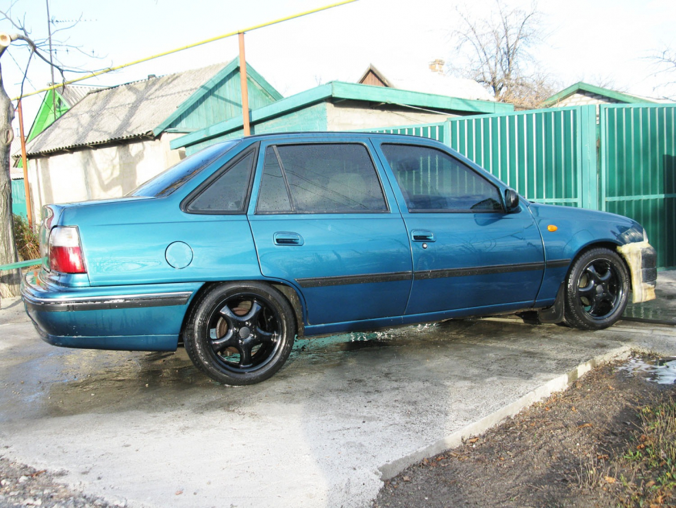 Daewoo Nexia диски 7j