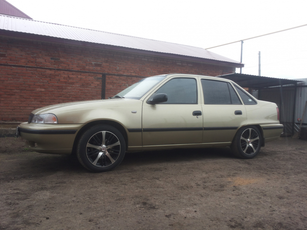 195 55 R15 Daewoo Nexia