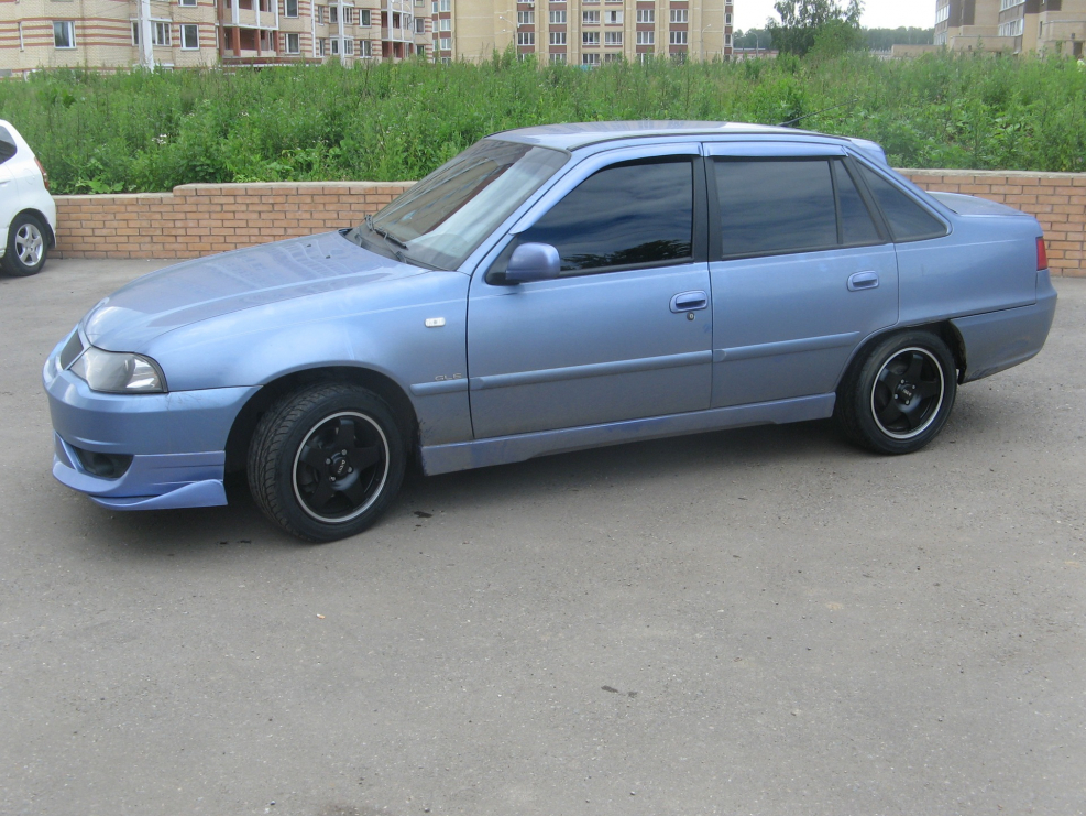 Daewoo Nexia r15