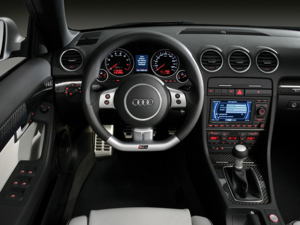 Audi a4 Cabriolet салон