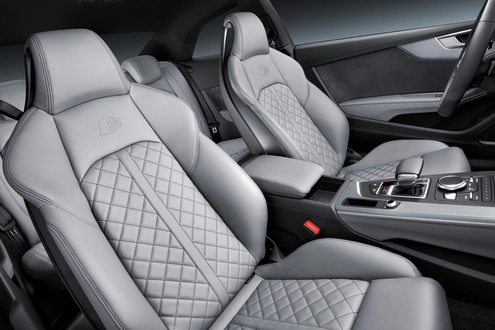 Audi s5 Interior