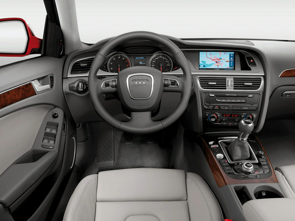 Audi a4 2008 салон