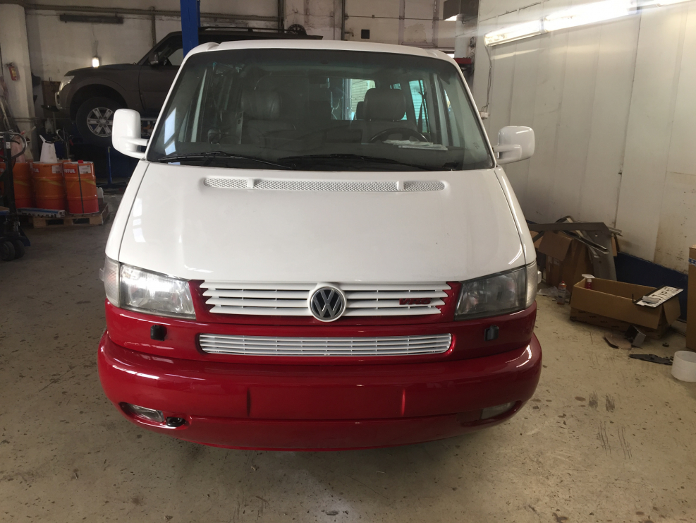 T4 Volkswagen красно белый