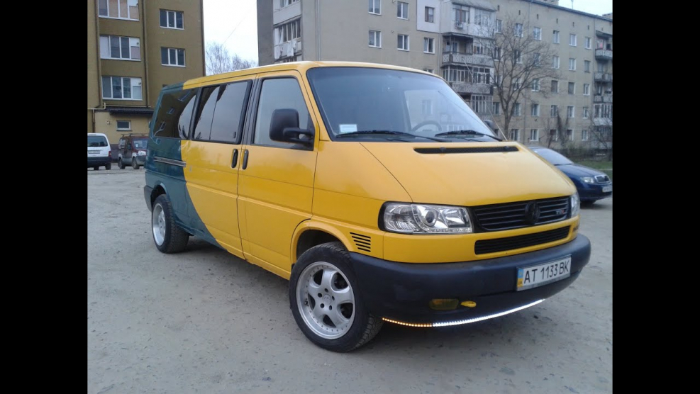 Volkswagen t4 Transporter желтый
