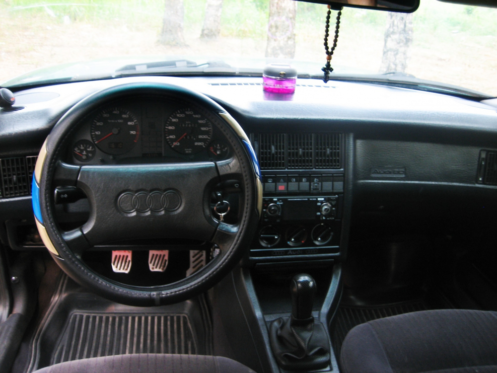 Ауди 80 b4 салон