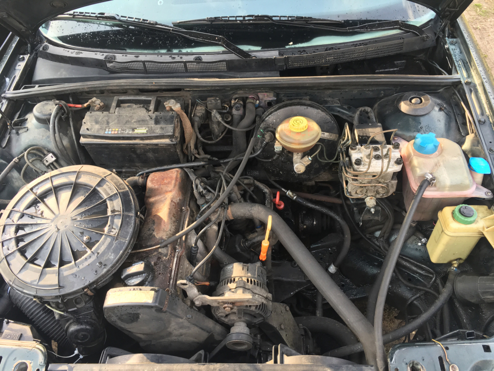 Audi 80 b4 подкапотка