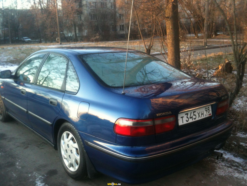 Хонда Аккорд 5 2.0