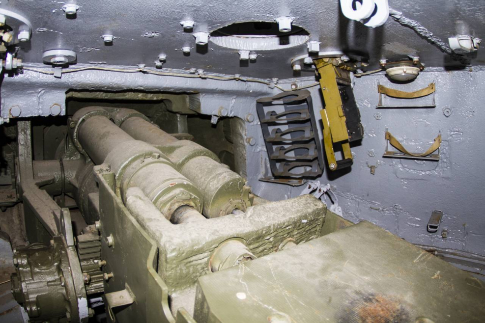 ИС-2 внутри танка