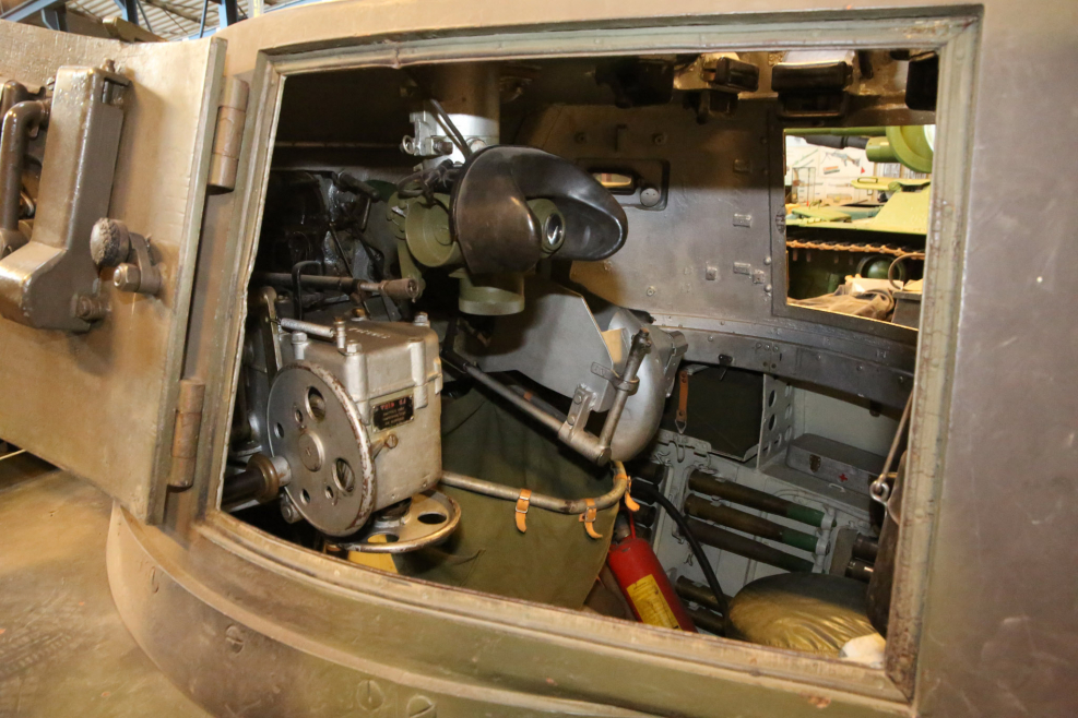 Танк lt vz 38 внутри