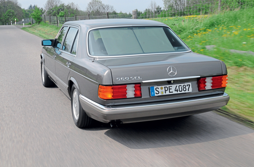 Мерседес Бенц w126