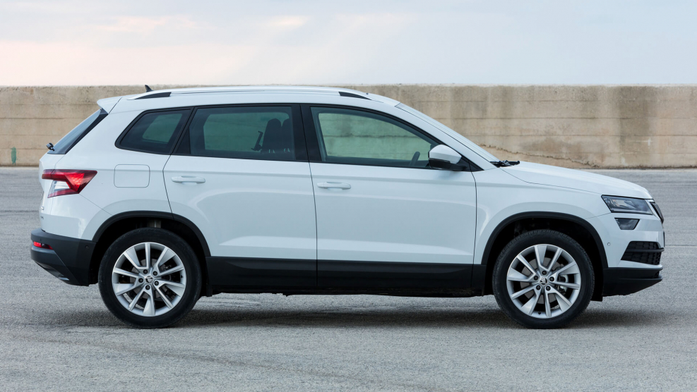 Skoda Karoq серебристый