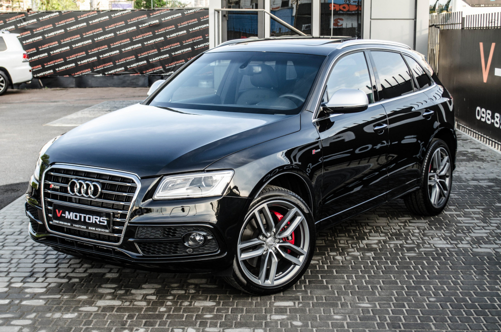 Audi sq5 Black
