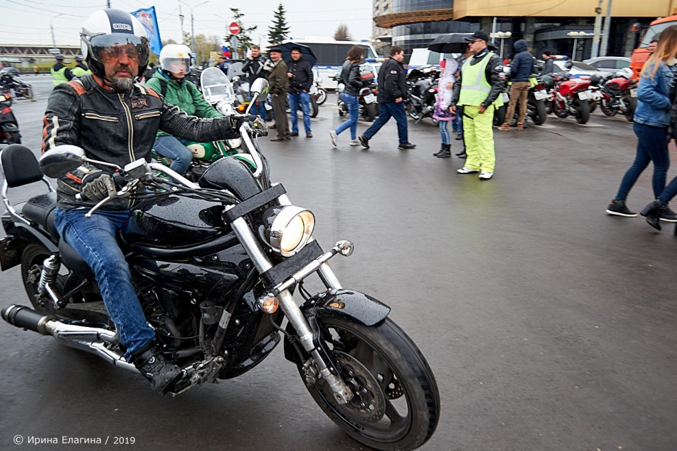 Suzuki gv1400 Cavalcade купить