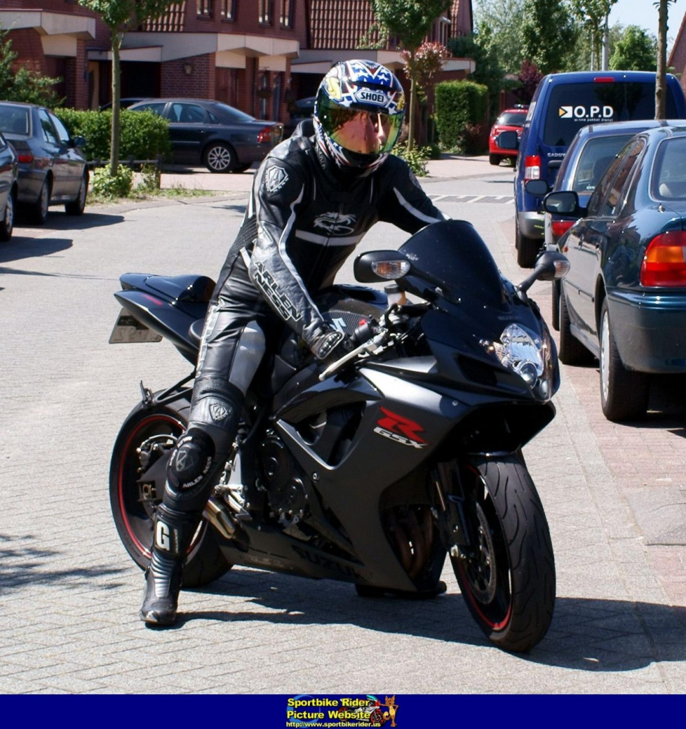 Suzuki GSXR 750.С пилотом