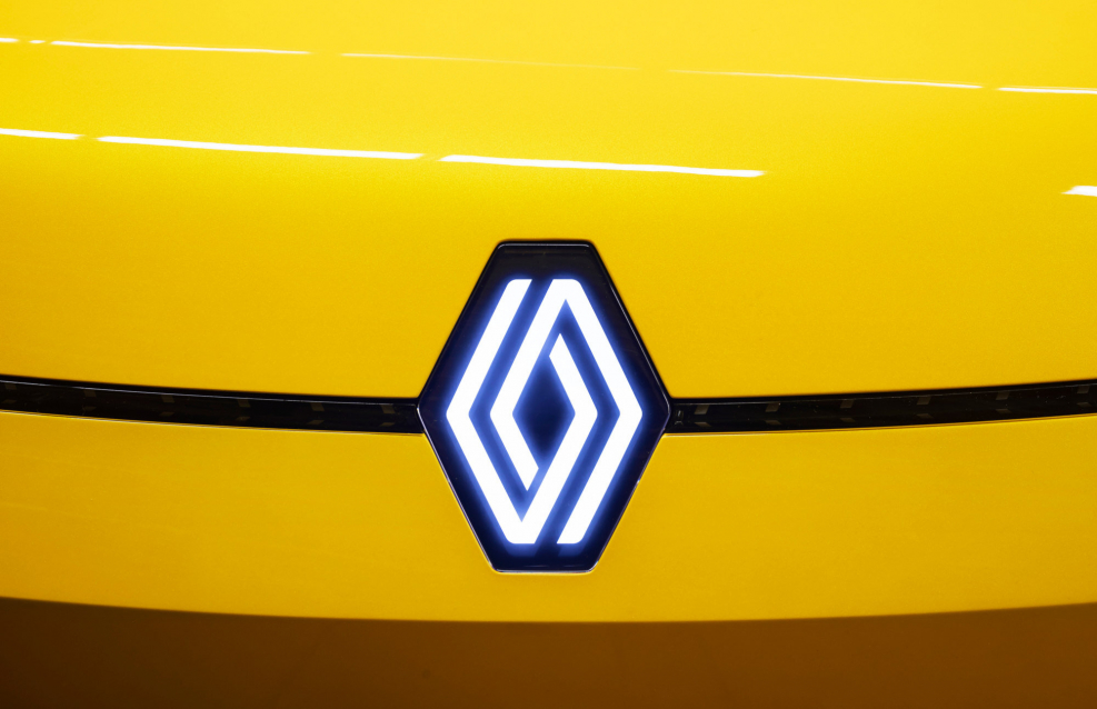Renault новый логотип