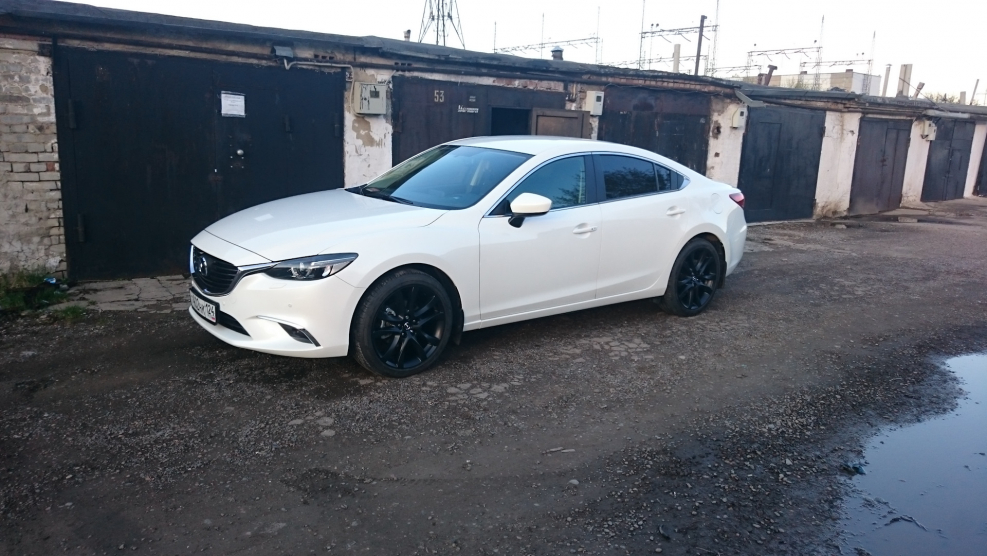 Mazda 6 черные диски