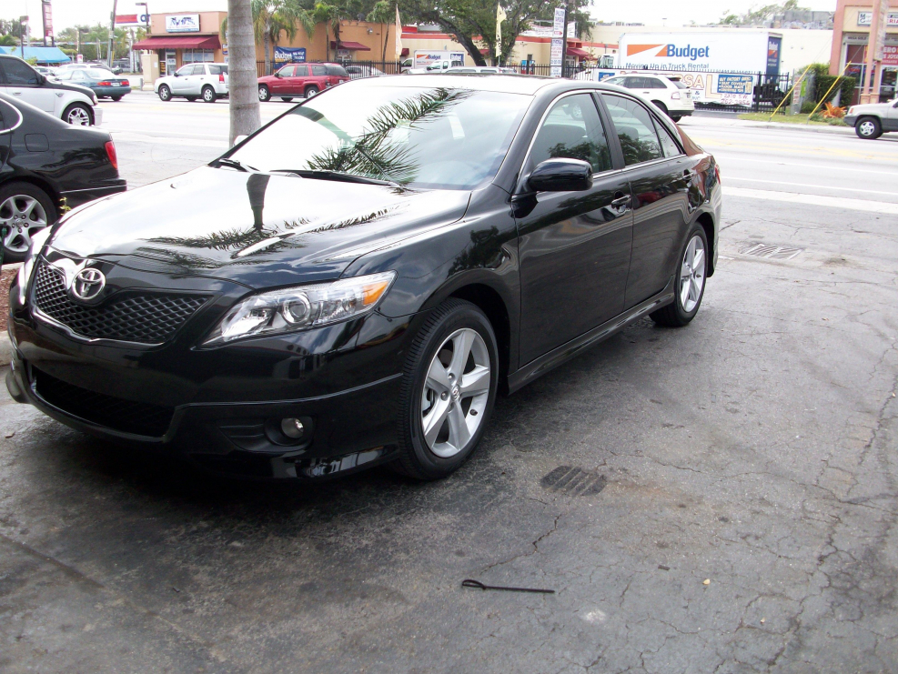 Toyota Camry 40 Рестайлинг серая