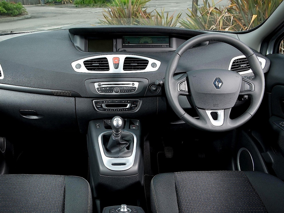 Renault Scenic 2009 салон