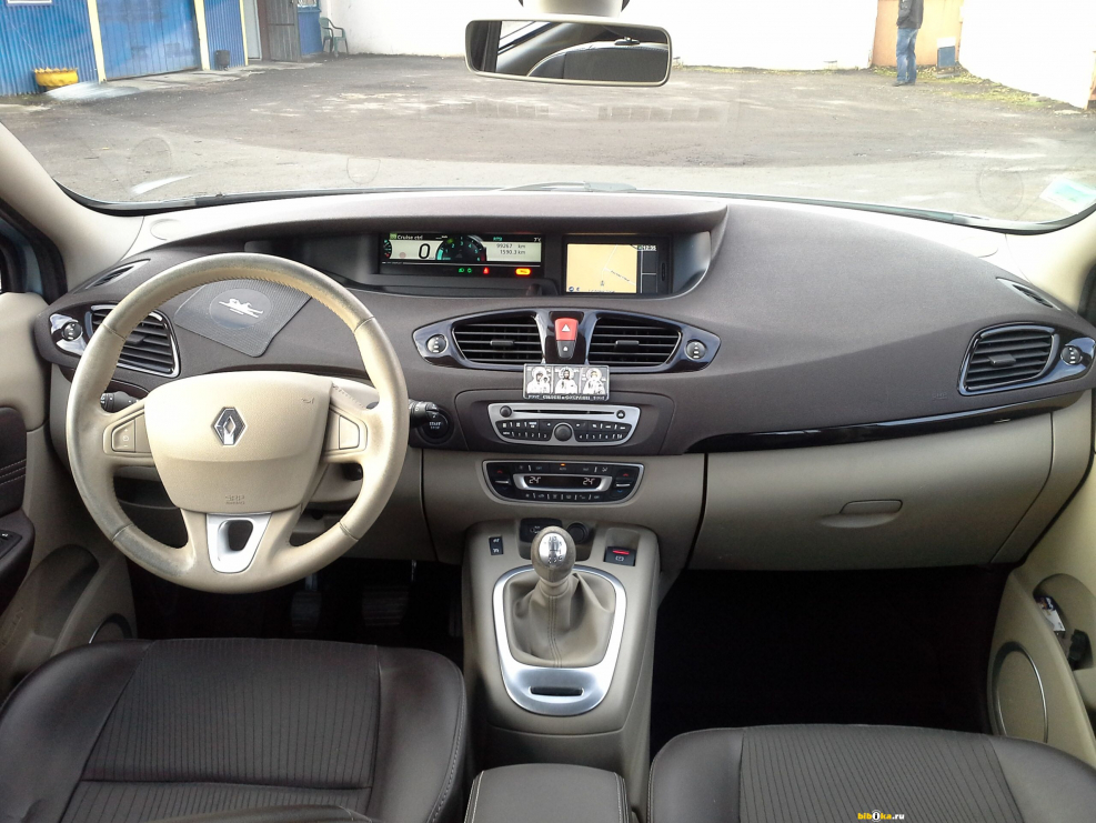 Renault Scenic 2 салон
