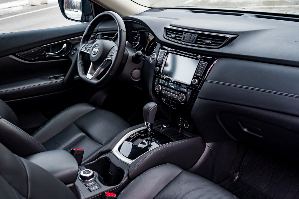 Nissan x-Trail 2017 салон