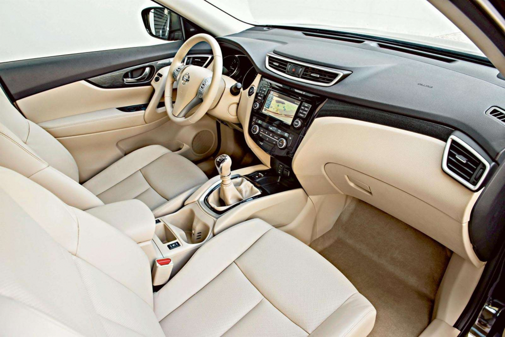 Nissan x Trail 2020 бежевый салон
