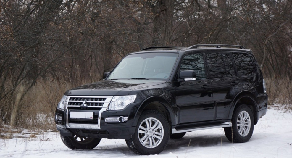 Mitsubishi Pajero IV Рестайлинг 1 3.0 at 178 л.с 4wd