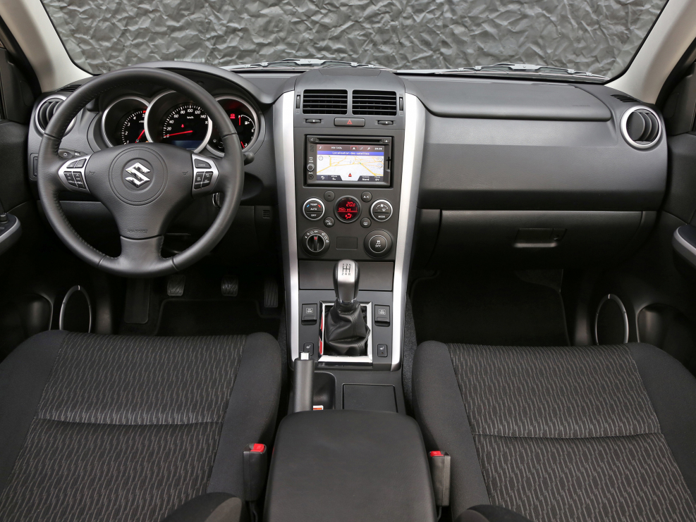 Suzuki Grand Vitara 2008 салон