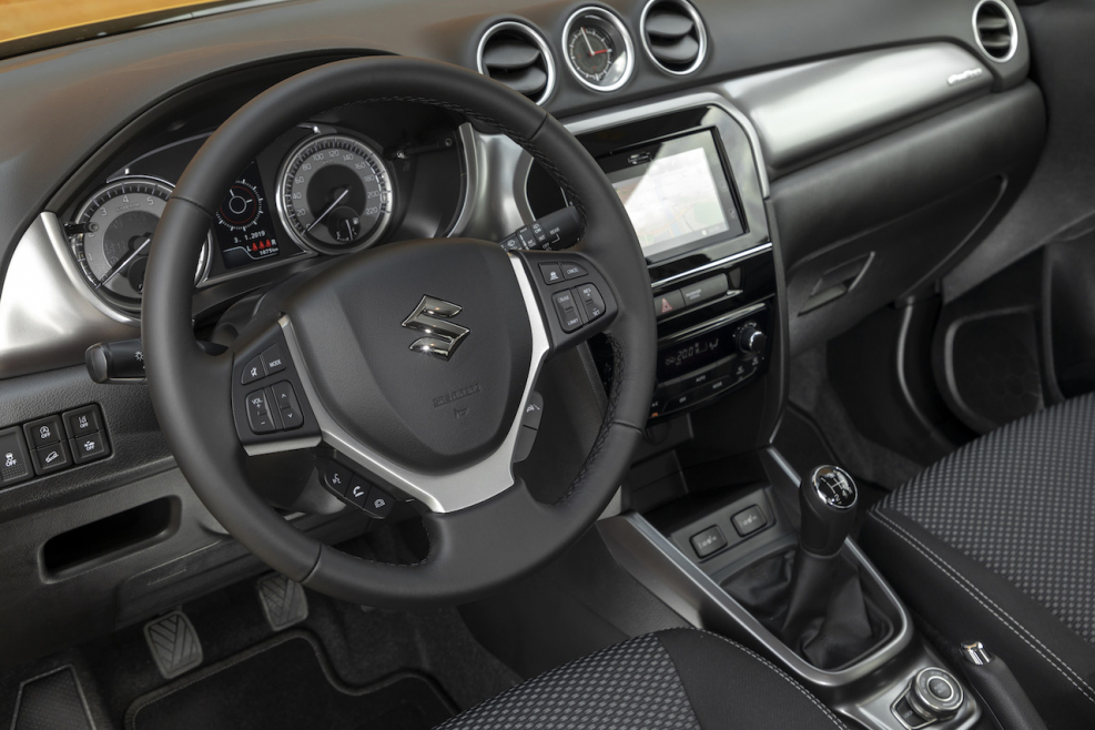 Suzuki Vitara 2021 салон