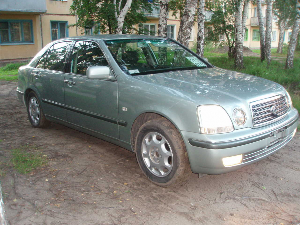 Toyota progres 2004