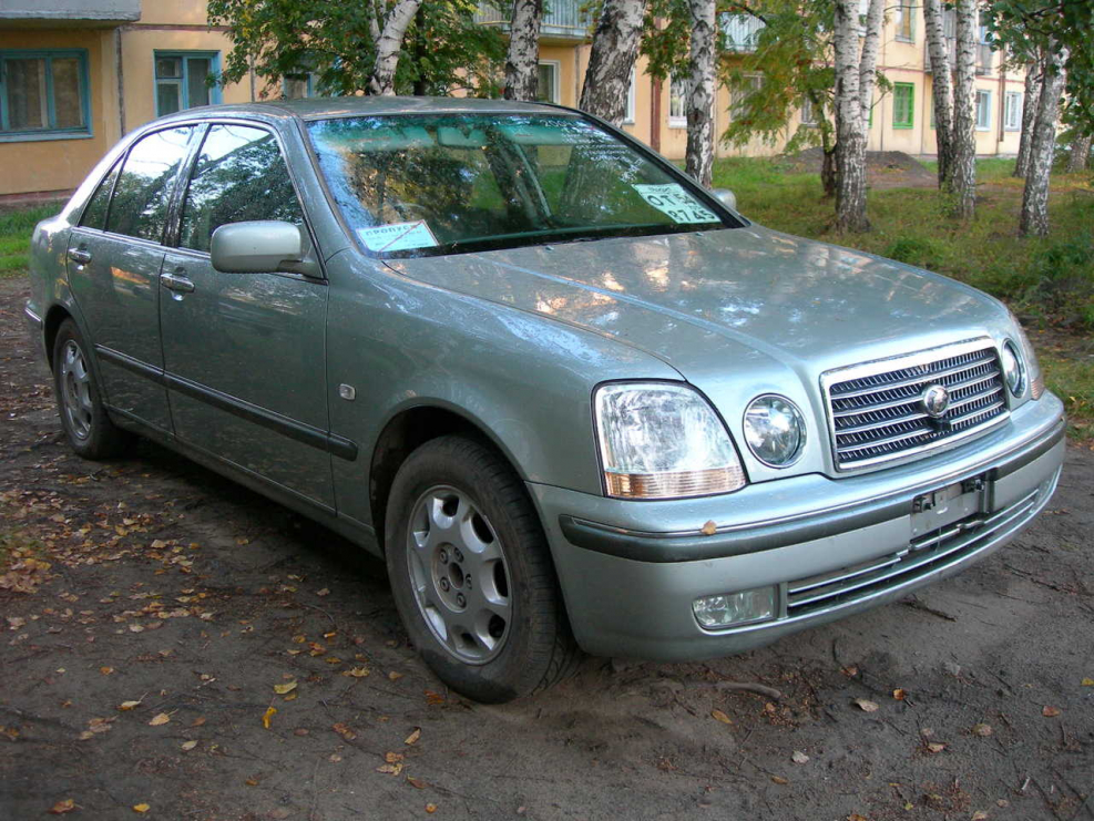 Toyota progres 2004