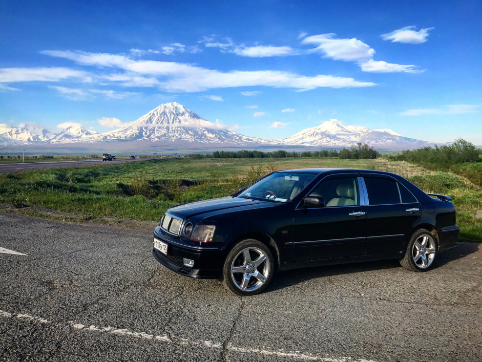 Toyota progres 2.5