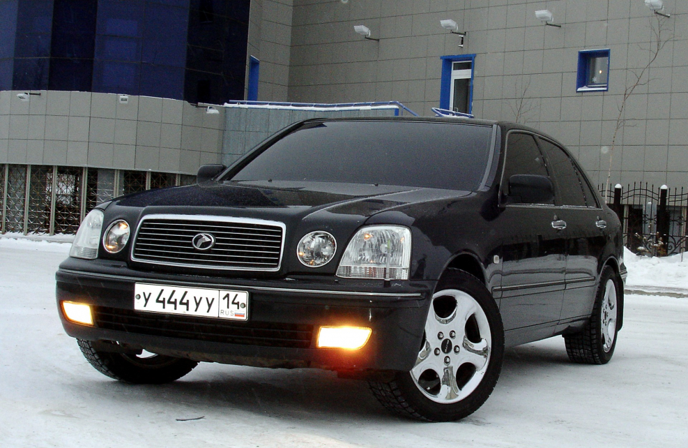 Toyota progres 1998г
