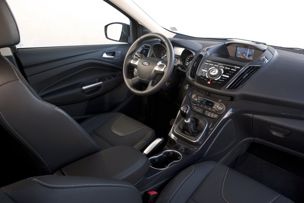 Ford Kuga 2013 салон