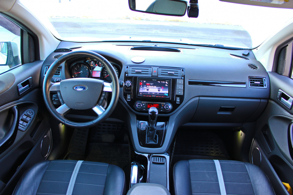Ford Kuga 2008 салон