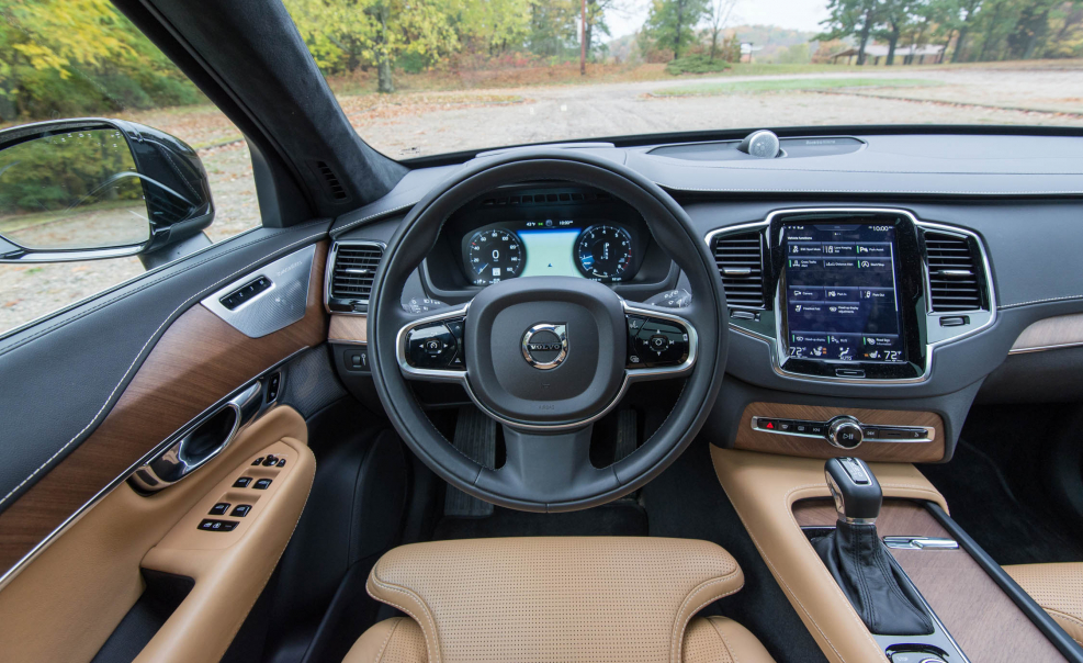 Volvo xc90 2018
