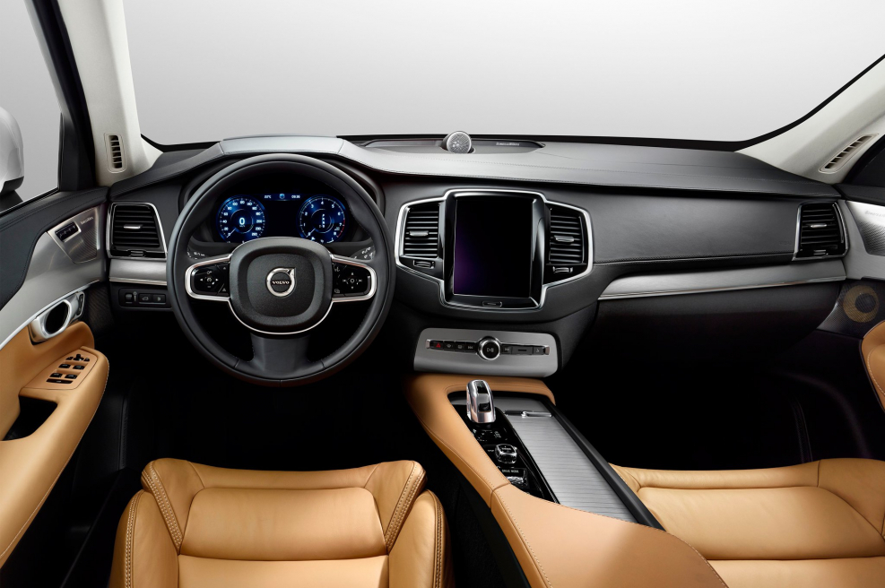 Volvo xc90 t8