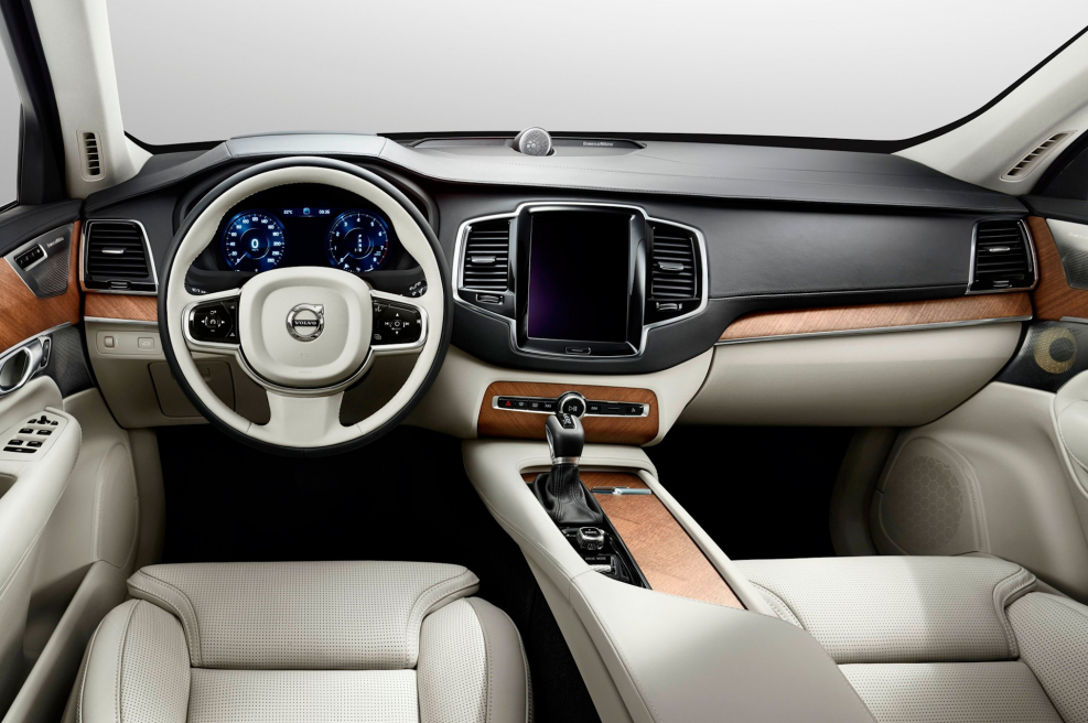Volvo xc90 Interior