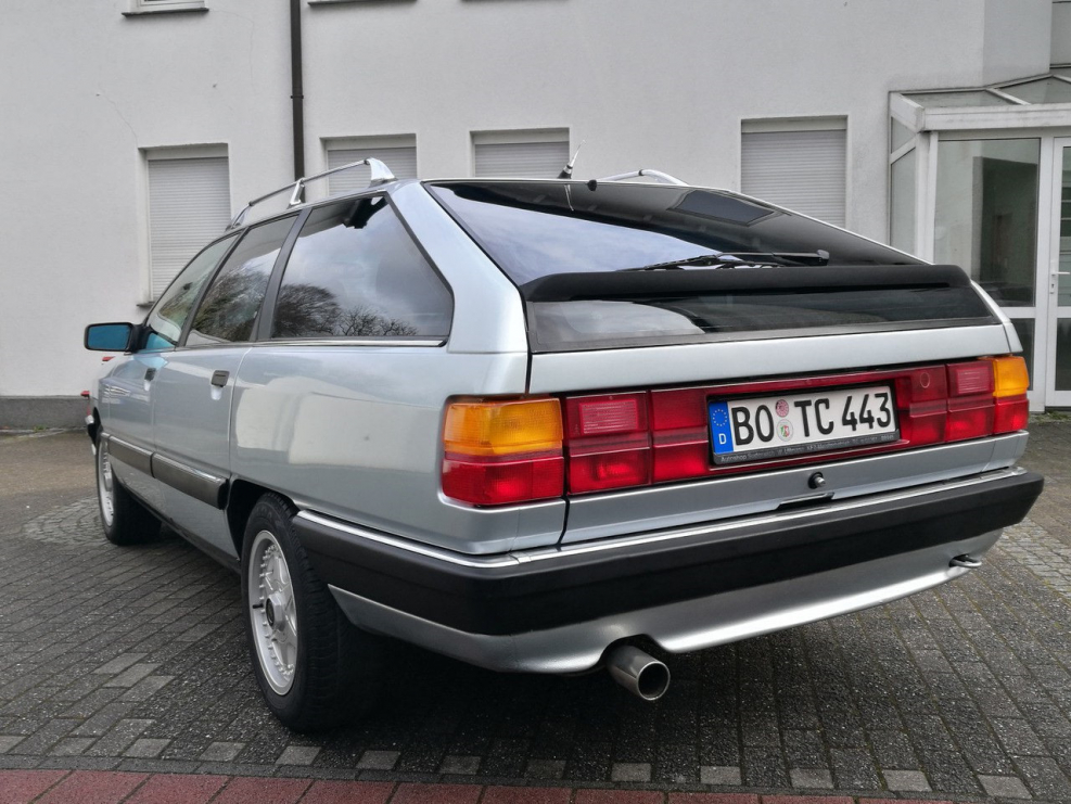 Audi 100 c3 avant White