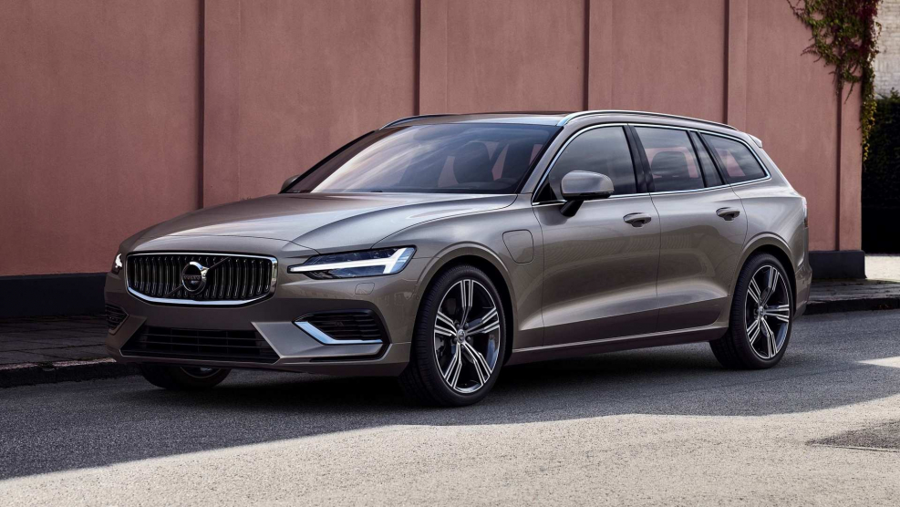 Вольво v60 2020