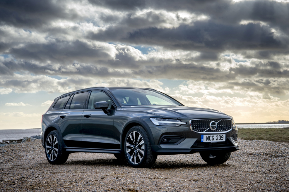Volvo v60 Cross Country